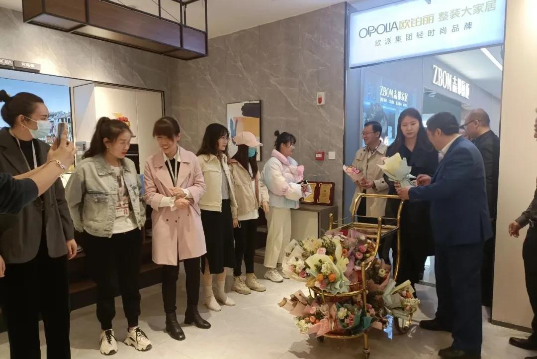 昌禾裝飾丨特別的愛給特別的你，對你的“愛”從未缺席~